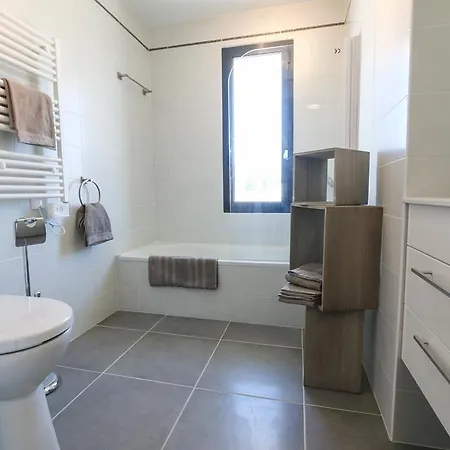 Apartment Rue Merle
